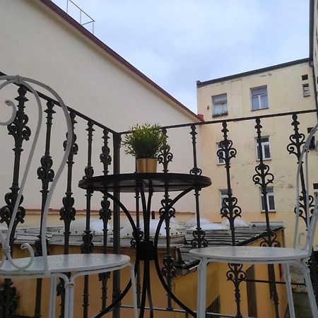 Glamour Frida Apartment Прага Экстерьер фото