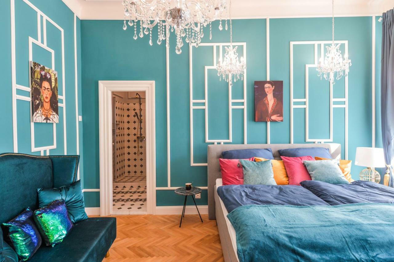 Glamour Frida Apartment Прага Экстерьер фото